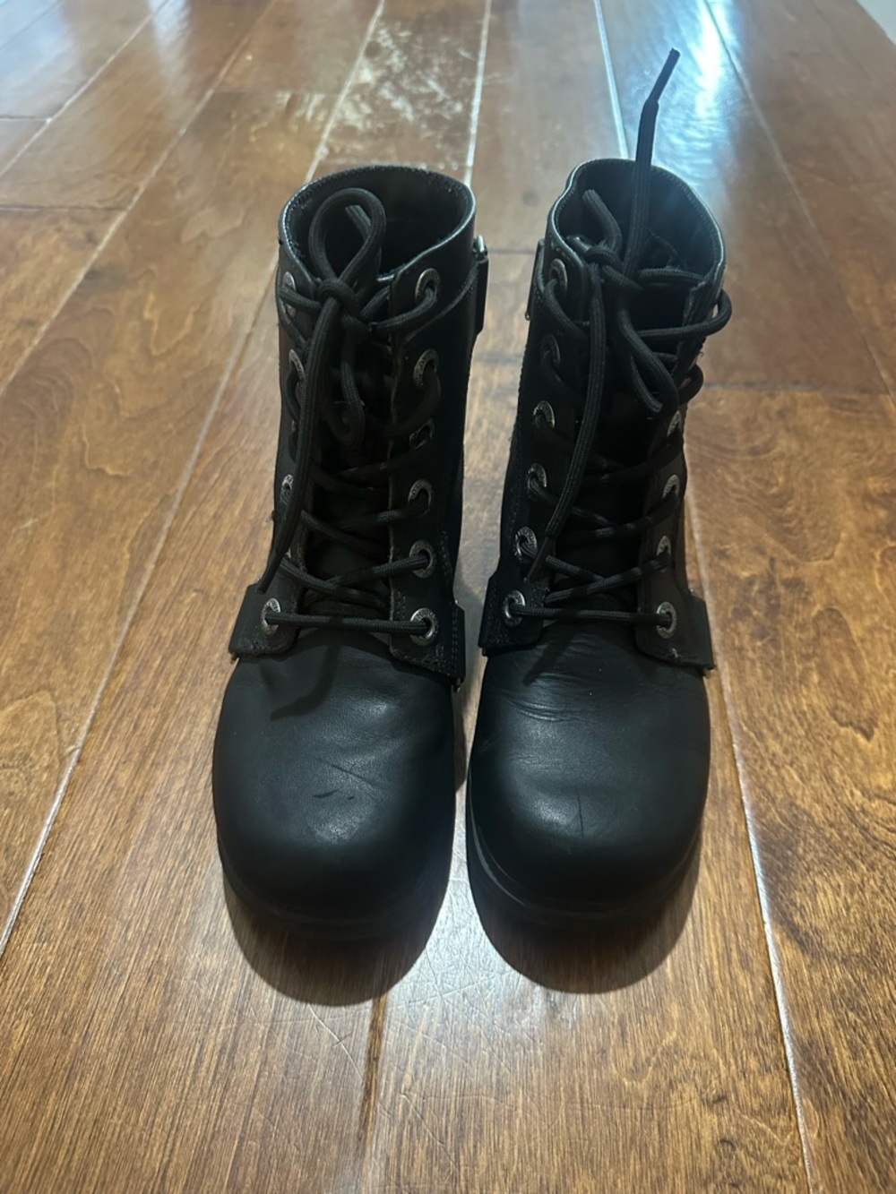 Harley-Davidson Black Lace-Up Boots with Buckle Detail - Picture 5 of 11